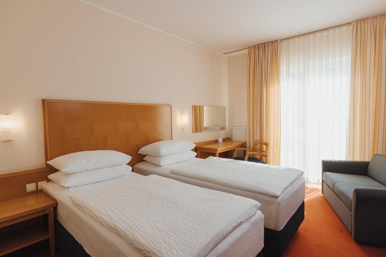Ramada Hotel & Suites Kranjska Gora Exterior photo