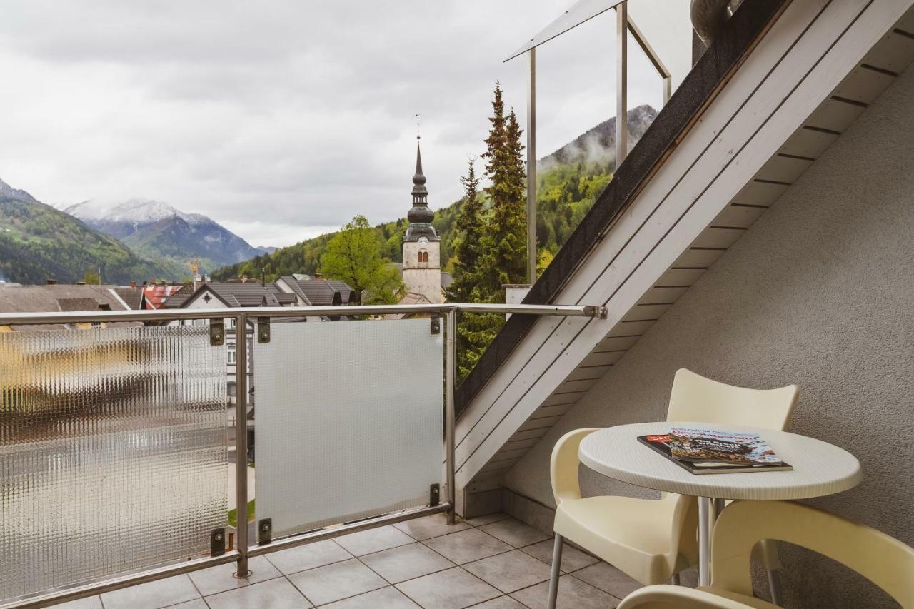 Ramada Hotel & Suites Kranjska Gora Exterior photo